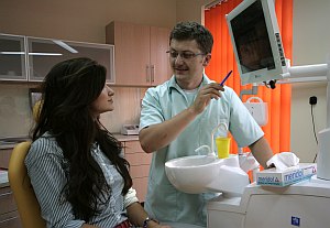 lek. stom. Łukasz Syguda